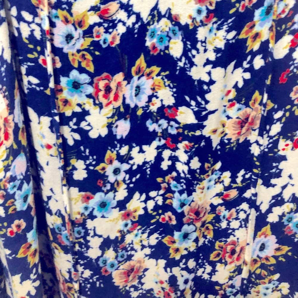 Blue floral dress by WAYF - Picture 3 of 8